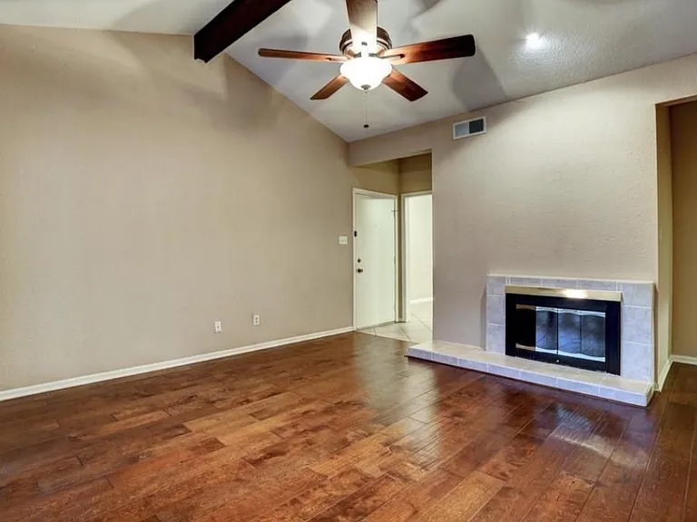 11711 Memorial Dr #696 — Photo 2