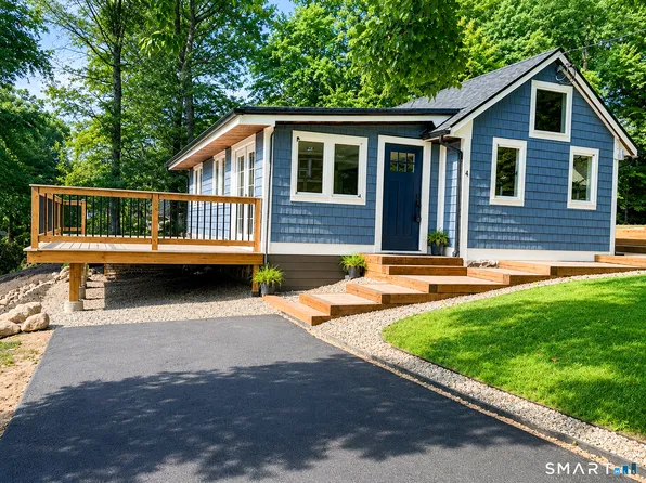 4 Mohawk Trail, East Hampton, CT 06424
