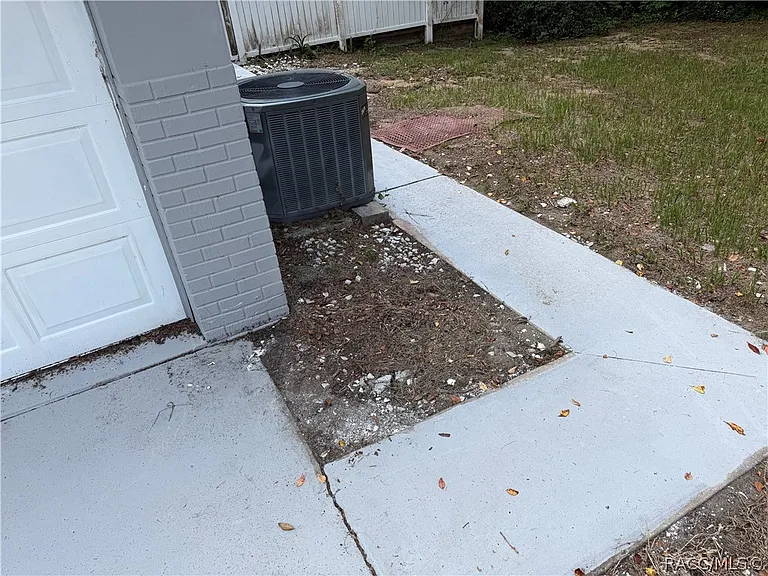 1405 Eden Dr — Photo 18