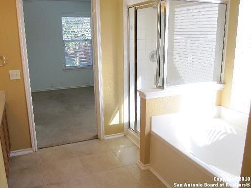 3rd image of 7527 Parkwood Way