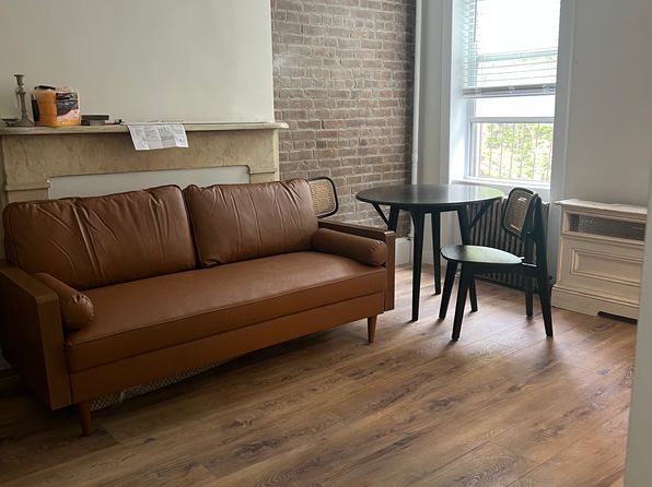 405 W 46th St APT 2R