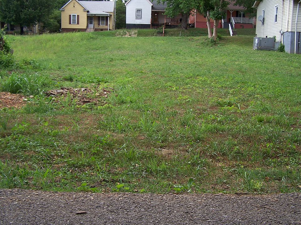 2nd image of 1524 Beaumont Ave