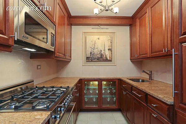 Sold by Corcoran | media 20