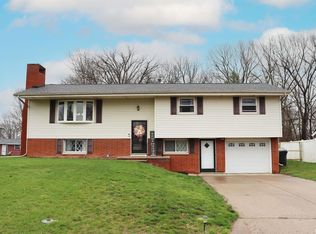 108 Mackinac Dr, East Peoria, IL 61611