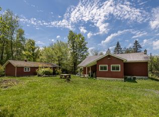 148 Lake Shore Dr, Waymart, PA 18472