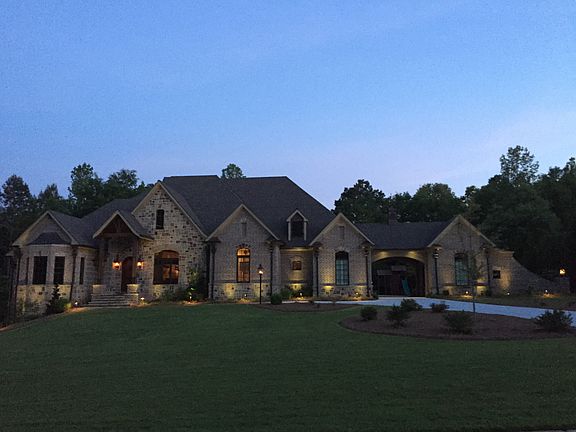 Front of home at dusk 