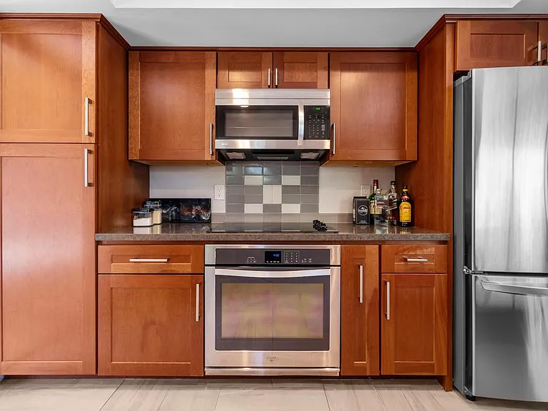 24232 Tahoe Ct — Photo 17