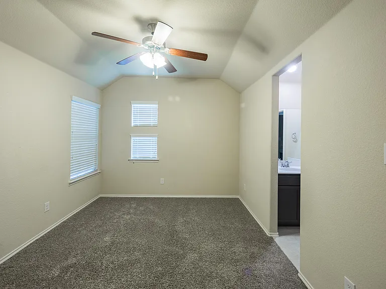 9821 Prairie Dog Ln — Photo 25