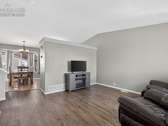 5th image of 7306 Brush Hollow Dr