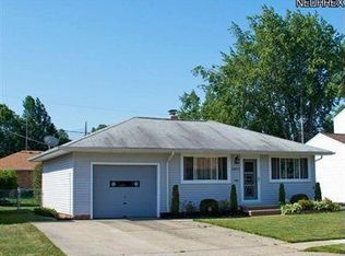 30872 Harrison Rd, Wickliffe, OH 44092