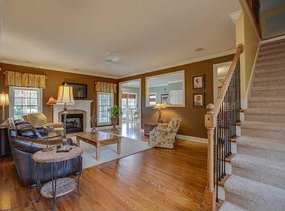 5th image of 1113 Renee Dr