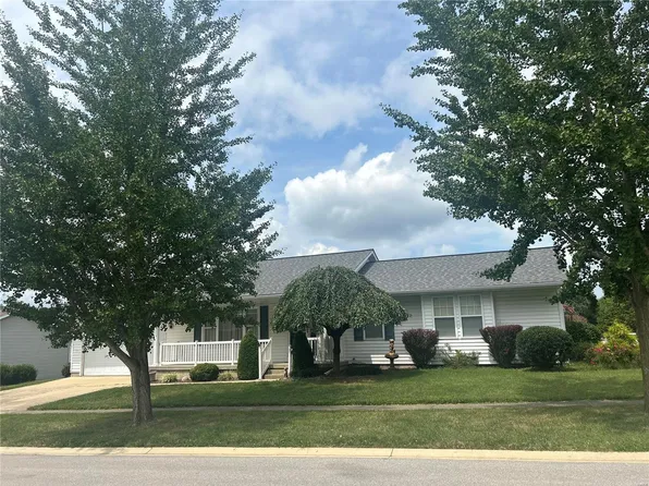 1513 Willow St, Greenville, IL 62246