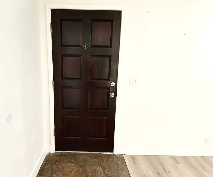 3911 S Minuteman Way — Photo 2