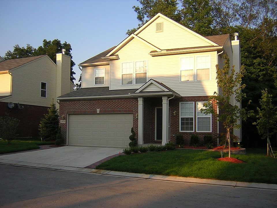 1st image of 23076 Julieann Ct