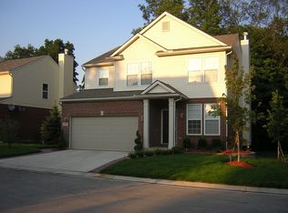 23076 Julieann Ct, Farmington Hills, MI 48335