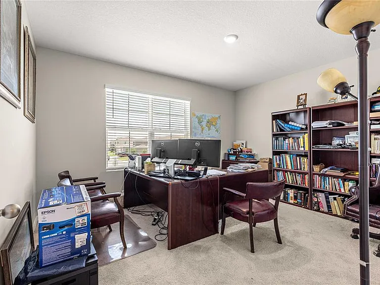 8142 SW 59th Ave — Photo 39