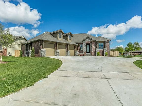 3235 S Bluelake Ct Wichita Ks 67215 Zillow