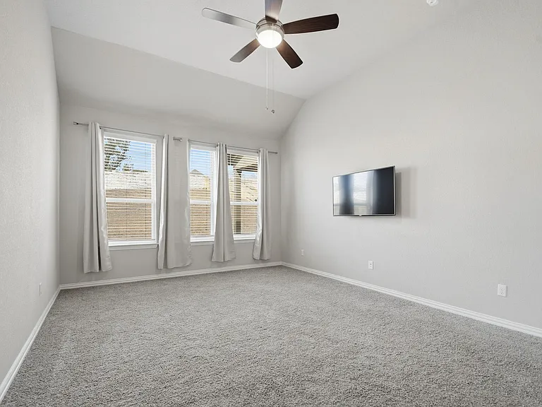 1009 Calendula Trl — Photo 15