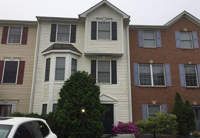 1st image of 1051 Carbondale Way