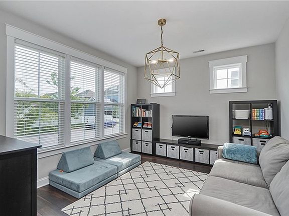 first floor flex space