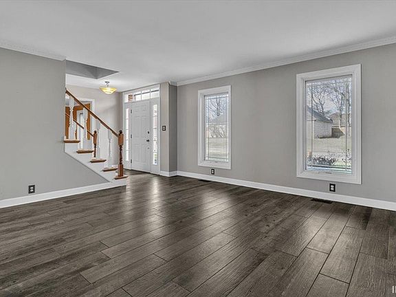 4th image of 7577 Arbor Ridge Dr