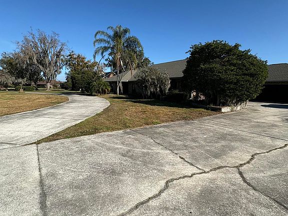 3rd image of 246 CRYSTAL COVE Drive