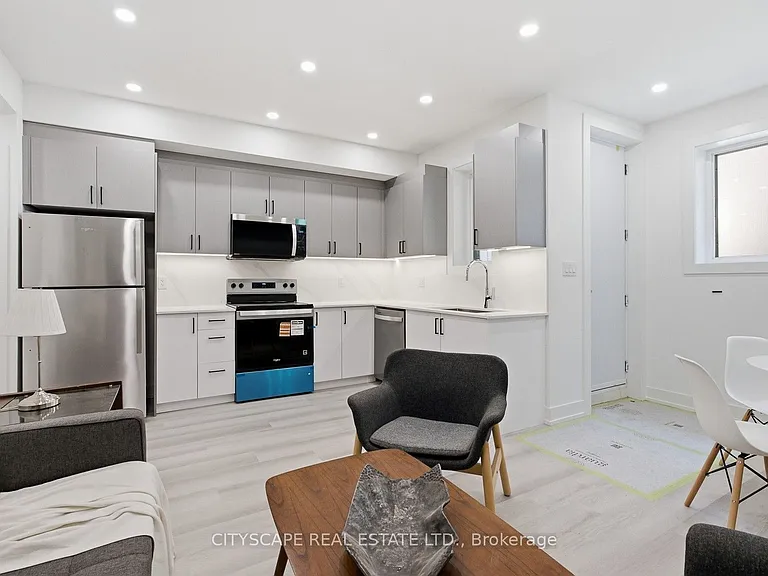 587 Oakwood Ave #1 — Photo 19