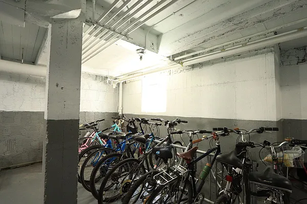 Rented by Douglas Elliman | media 20