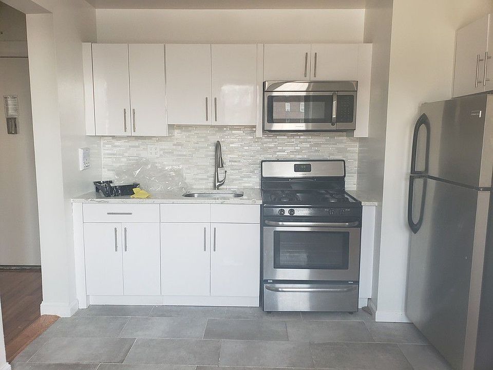 1st image of 613 E 16th St #3/D