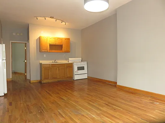 Rented by Rennit Inc. | media 6