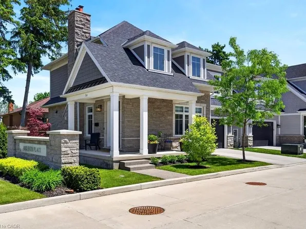 2134 New St #6, Burlington, ON L7R 1H8
