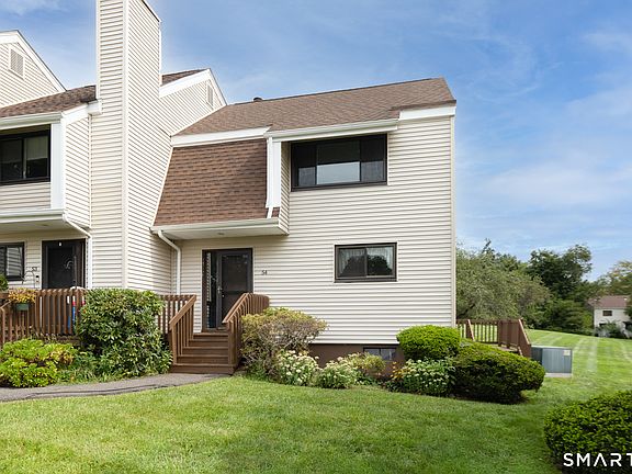 3rd image of 54 Spice Hill Drive #54