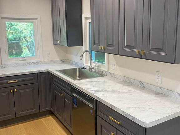 2nd image of 696 N Holbrook St #1