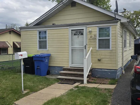 17 Birchwood Drive, Cliffwood, NJ 07735