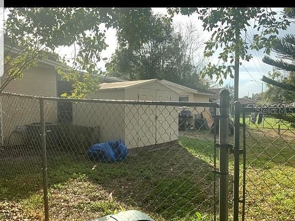 4th image of 4070 Queen Anne Dr