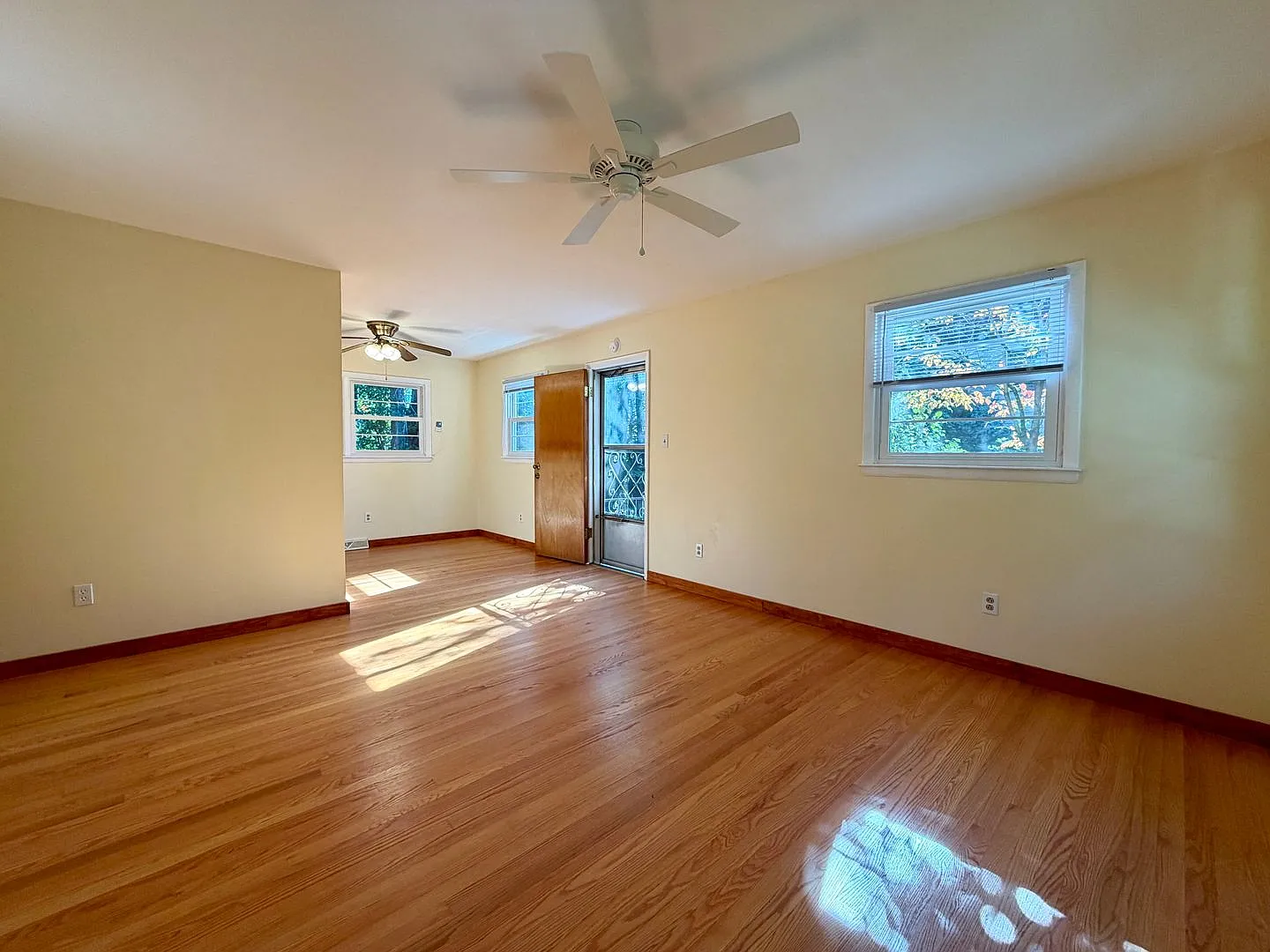 West AVL - Well Kept 1960's Home Ready for Occupancy! — Photo 4