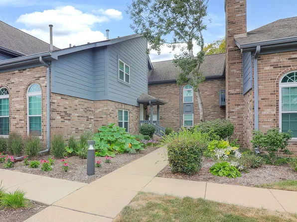 23 Foxcroft Rd APT 135, Naperville, IL 60565