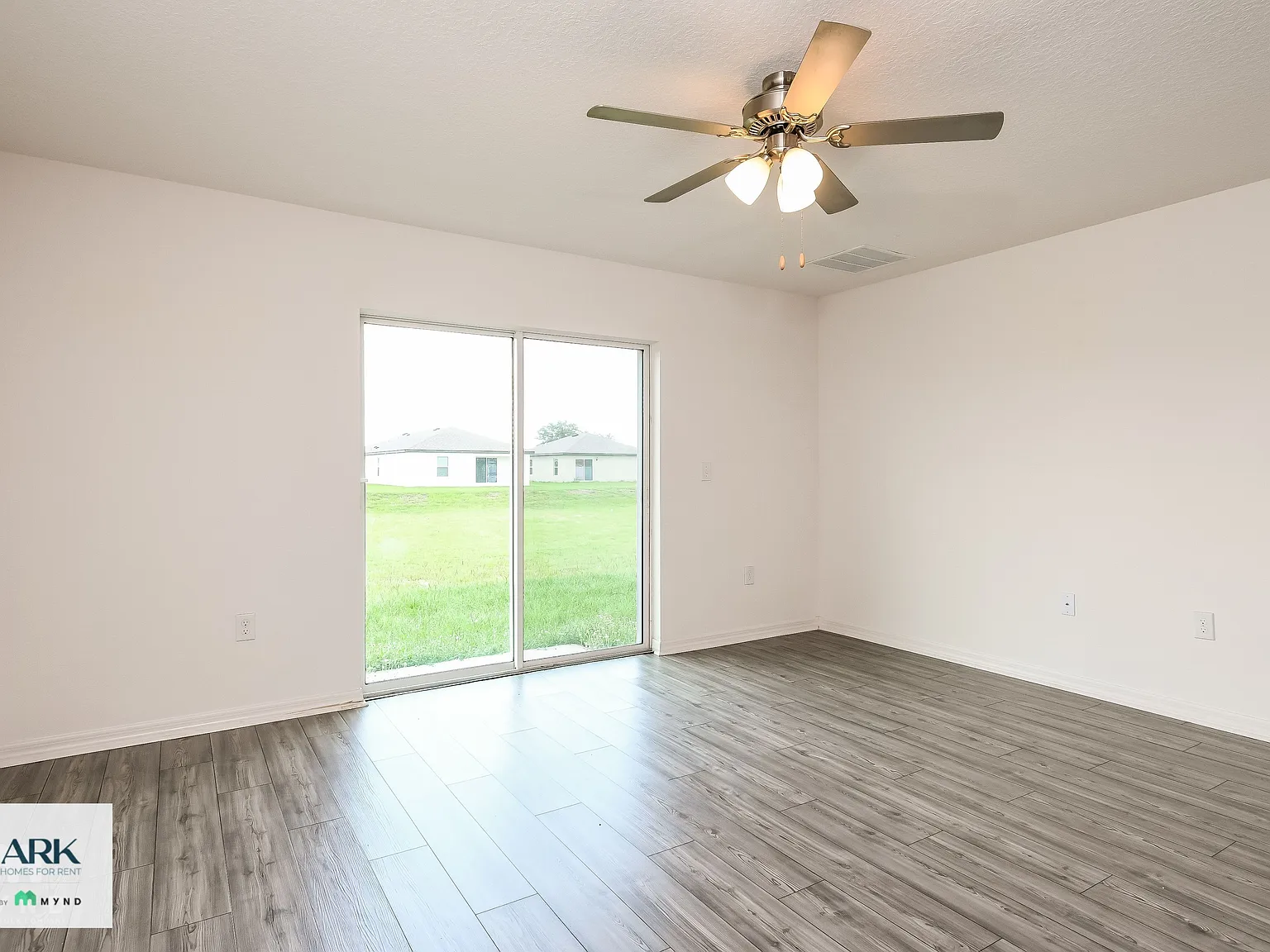 3 bed, 2.0 bath, 1541 sqft, $1,765 — Photo 4