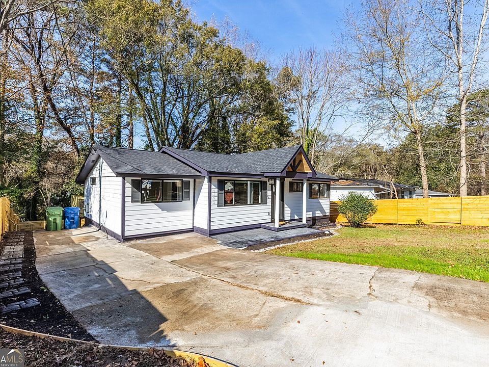1st image of 2103 Kipling Cir SE