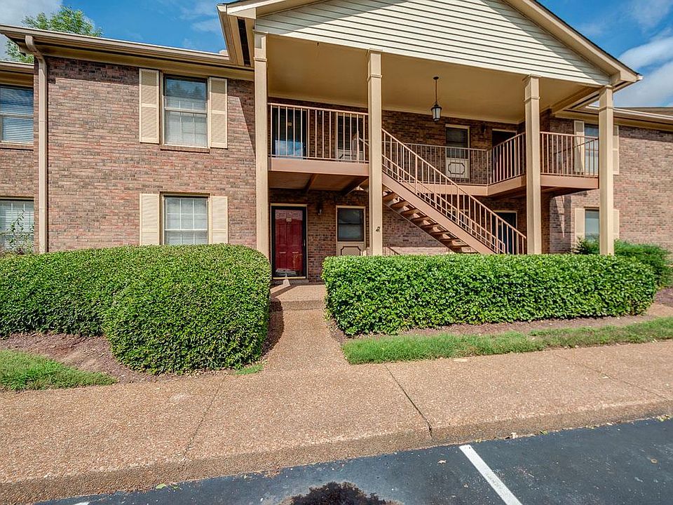 1st image of 209 Westfield Dr