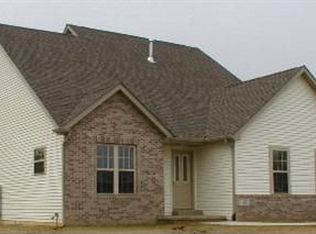 1301 Fawn Ct, Hobart, IN 46342