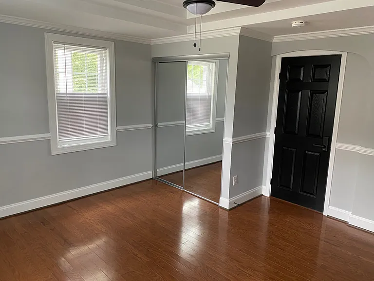 4319 Kenwood Avenue W Bath #5-850 — Photo 8