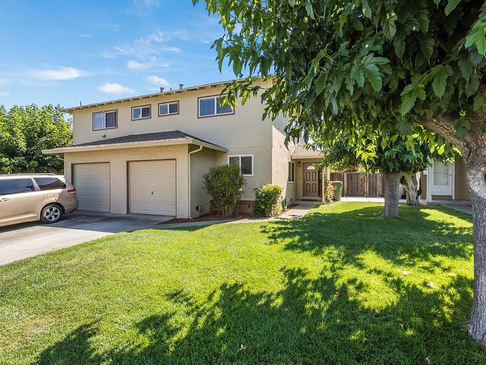 1st image of 5520-5522 Thureson Way