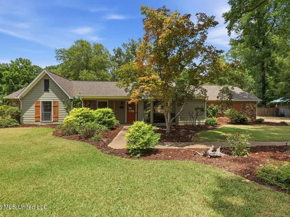 612 Trailwood Dr, Clinton, MS 39056