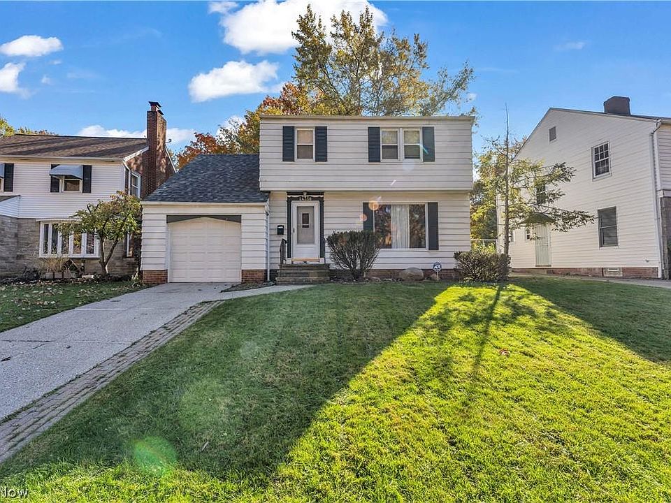 1st image of 24350 Glenbrook Blvd
