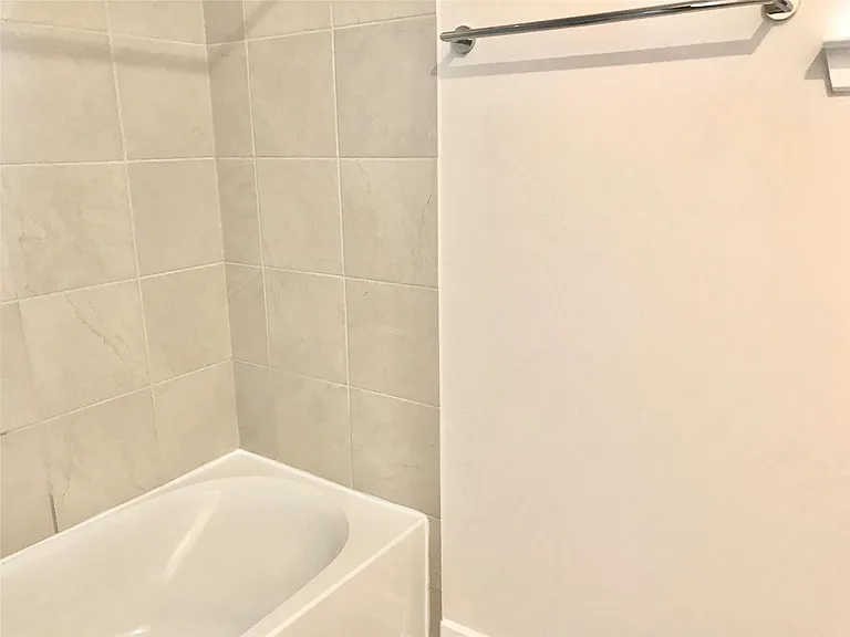 7823 Skylark Heights Ln — Photo 15