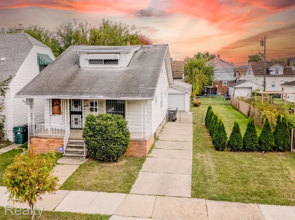 6128 Yinger Ave, Dearborn, MI 48126