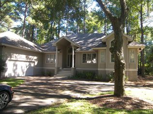 2 Governors Ln, Hilton Head Island, SC 29928