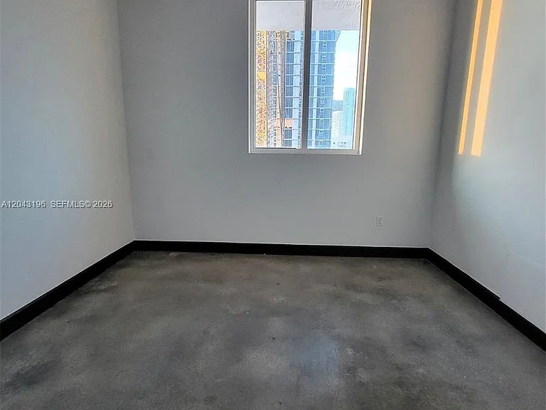 700 NE 25th St #1004 — Photo 15