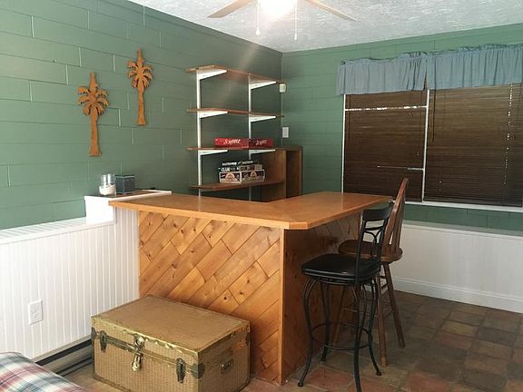 4th image of 35 Joy Ln